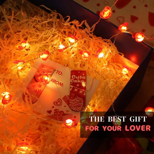 Vista 4 de CCINEE Guirnalda de luces rojas en forma de corazón para el día de San Valentín, funciona con pilas, con control remoto, 10 pies, 40 luces LED