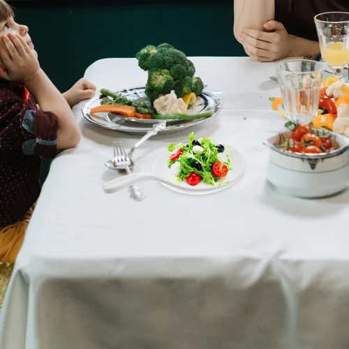 Vista 5 de Luxshiny - Platos para servir con asas de 9.44 x 5.31 x 1.18 pulgadas, juego de 2 platos para aperitivos, postres, filetes, pasta, ensalada, vajilla