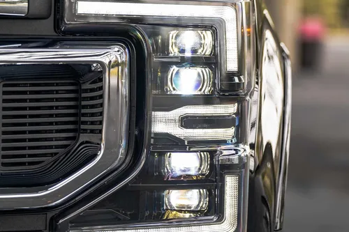 Vista 8 de Morimoto XB Faros LED, Carcasa de Faros Plug and Play para Ford Super Duty (2020+) Conjunto Completo de LED Aprobado por DOT (1x LF508)