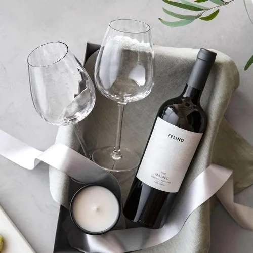 Vista 2 de Villeroy & Boch Rose Garden - Copa de vino tinto, juego de 4, 6.75 onzas, cristal de cristal, transparente