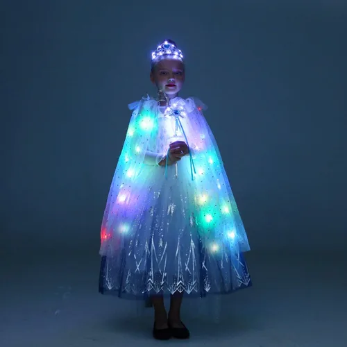 Vista 8 de Capa de princesa con luz LED para niñas con corona y cetro resplandeciente