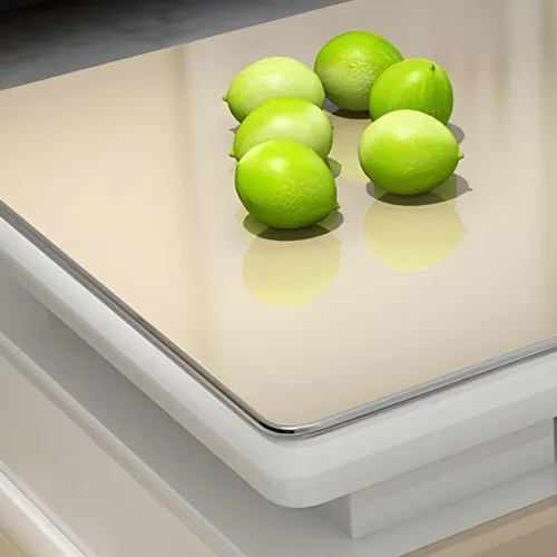 Vista 5 de RUNNUP Mesa de centro rectangular moderna de vidrio con base de madera blanca y almacenamiento de 2 niveles, mesa central de sofá para sala de Beige