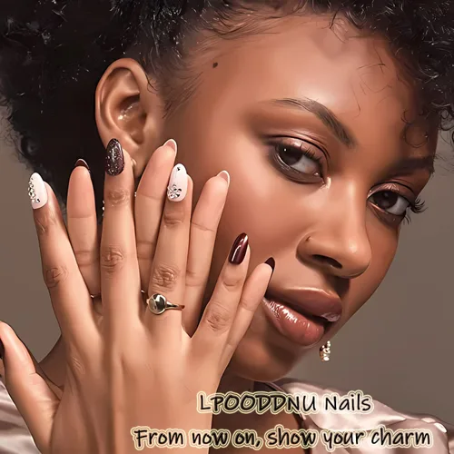 Vista 7 de 24 uñas postizas medianas a presión, color blanco y negro, uñas con pegamento en forma de almendra, uñas postizas brillantes con diseños, uñas