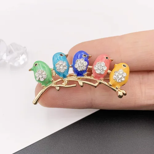 Vista 4 de Broche multicolor lindo pájaro cristal tono dorado