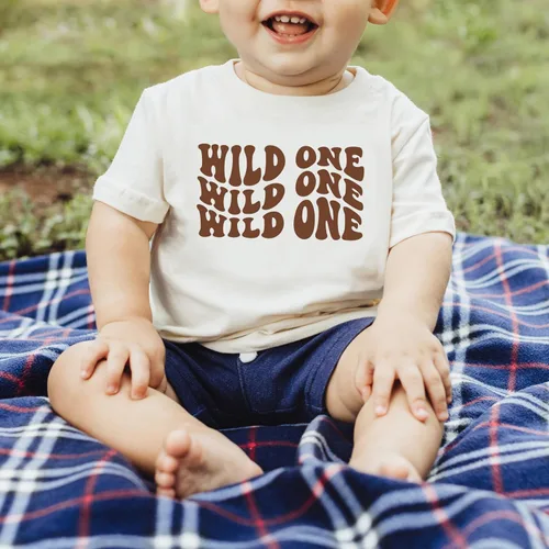 Vista 4 de Wild One - Camisa de primer cumpleaños para bebé niña o niño de un año de edad, ondulado retro cumpleaños