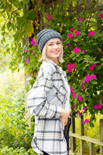 Vista 5 de Funky Junque Gorro holgado de punto trenzado de gran tamaño, grueso, suave, de gran