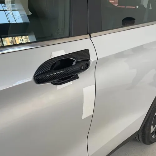 Vista 4 de Accesorios de automóvil aptos para Mitsubishi New Outlander 2022 2023 Cubierta de manija de puerta exterior con orificios de entrada inteligentes