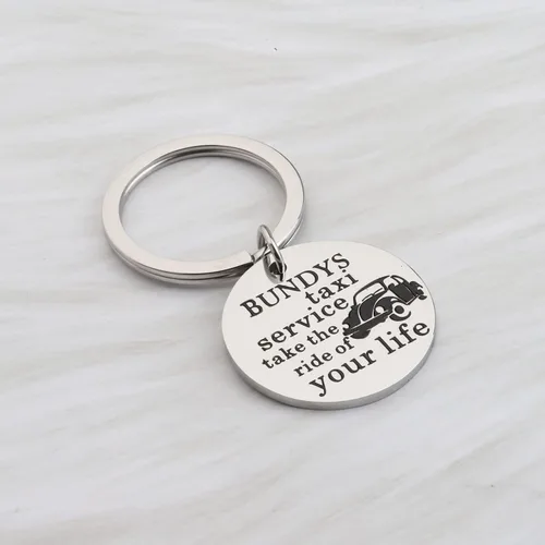 Vista 5 de OKEYCH Regalo inspirado en el asesino en serie, Bundys Taxi Service Take The Ride Of Your Life Llavero Serial Killer Fan Jewelry
