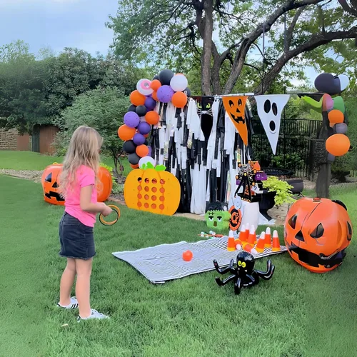 Vista 6 de Fun Express Juego de bolos de calabaza de maíz y caramelo de Halloween