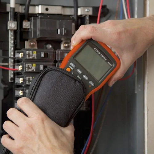 Vista 6 de Klein Tools Kit de prueba eléctrica con multímetro digital, probador de voltaje sin contacto y estuche de transporte