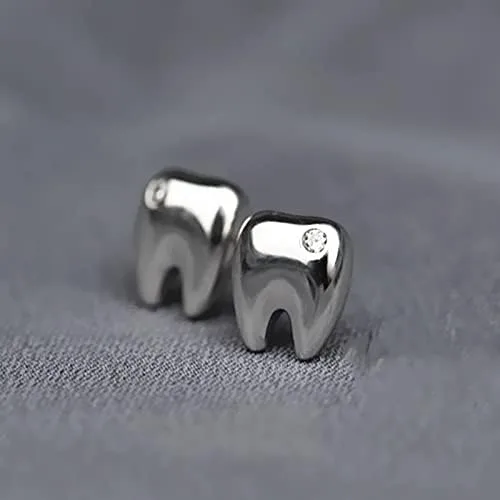 Vista 5 de Pendientes de tuerca de cristal de dientes pequeños y divertidos aretes para mujeres y hombres