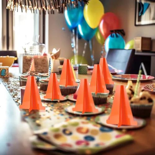 Vista 6 de Affrolling 8 centros de mesa de autos de carreras para mesas, conos pequeños de tráfico naranjas de 7 pulgadas, suministros de fiesta de cumpleaños