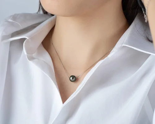 Vista 4 de 18K Gold Tahitian Black Pearl Necklace for Women, 10-11mm Tahitian Seawater Cultured Floating Single Pearl Pendant with Sterling Silver Chain