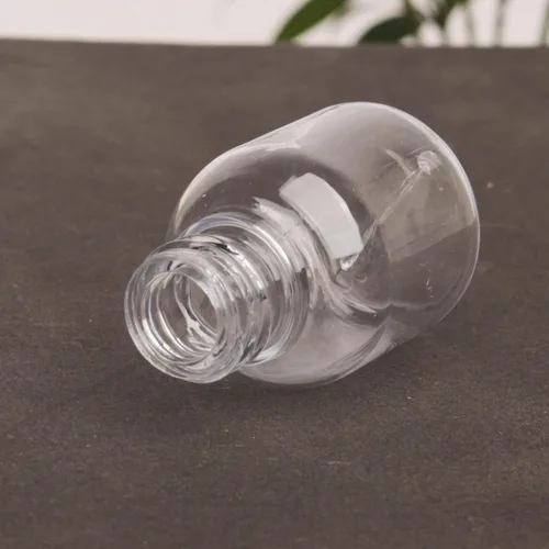 Vista 4 de COSIDEA 10PCS Vacío 0.5 fl oz Bebé Biberón Brillo Labios Tubos Blanco Lindo Lipgloss Contenedor de Contenedor de Embalaje de Aceite de ricino