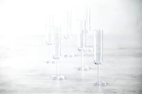 Vista 2 de Fortessa Urbo Outdoor CoPolyester, 6 Oz. Flauta de champán (juego de 6), transparente