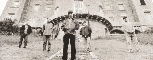 Vista 3 de What's The Story Morning Glory Remastered