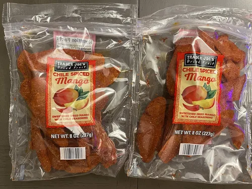 Vista 2 de Trader Joe's Mango picante de Chile seco, 2 bolsas de 8 onzas