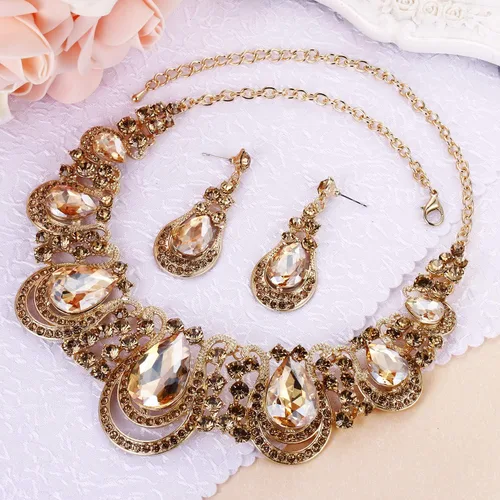 Vista 3 de BriLove Conjunto de collar y aretes con forma de lágrima de cristal para mujer