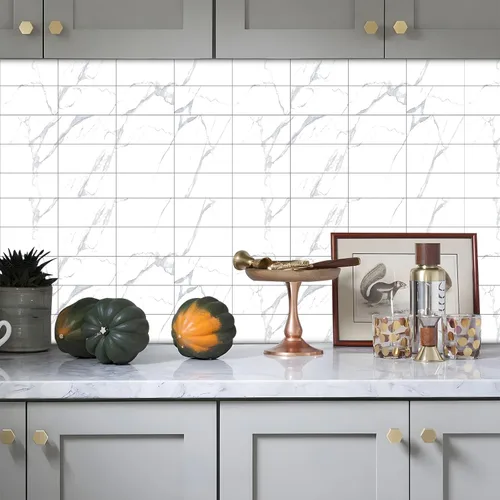Vista 2 de Azulejos de salpicadero de mármol blanco despegar y pegar para cocina, baño, ducha de RV, azulejo de pared inteligente para salpicadero con veta