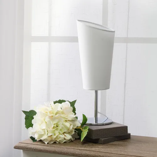 Vista 4 de Simple Designs LT1208-WHT - Lámpara de mesa compacta de 12.4 pulgadas, brillante y llamativa, cromada, con pantalla de tela en ángulo, para sala