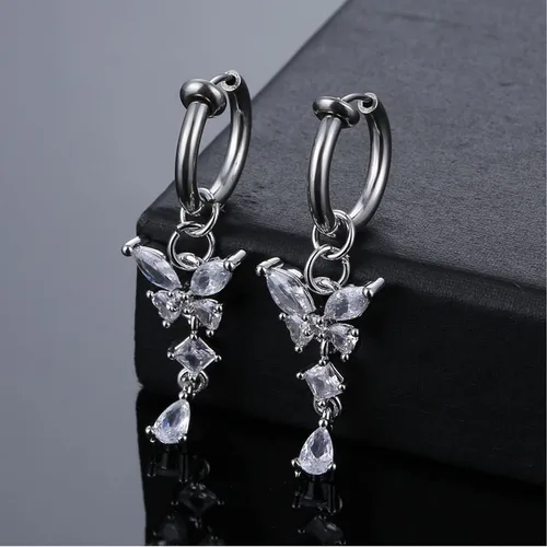 Vista 4 de Anillos de ombligo de mariposa con clip para el ombligo para mujer, no perforantes, anillos falsos para ombligo, joyería