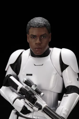 Vista 10 de Star Wars First Order Stormtrooper Fn‐2199 Artfx+