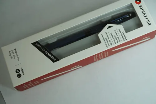 Vista 8 de Sheaffer Recordatorio Delgado, silueta elegante, innovador clip clickable mate lacado bolígrafo