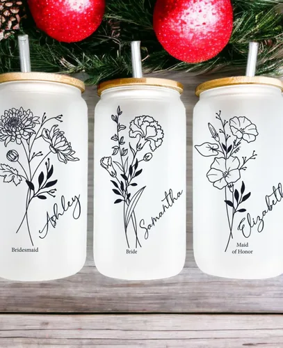 Vista 13 de Juego de vasos de cristal personalizados con pajita, regalo de Navidad, diseño personalizado con tu nombre y título, regalo de dama de honor