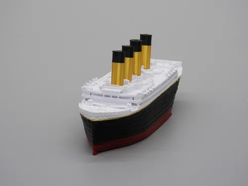 Vista 2 de Modelo de bañera flotante RMS Titanic (solo modelo de bañera italiana)