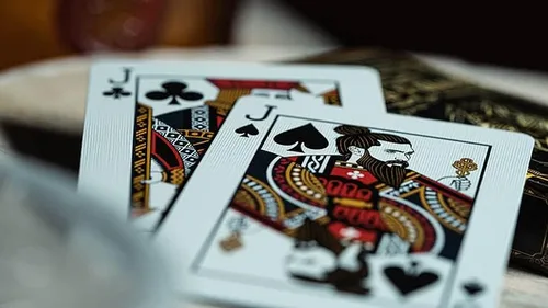 Vista 5 de MJM Cartas de juego del bien y del mal
