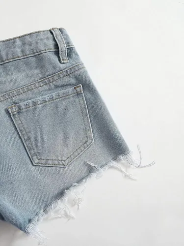Vista 4 de WDIRARA Pantalones cortos de mezclilla de cintura alta con dobladillo rasgado y botones para niña
