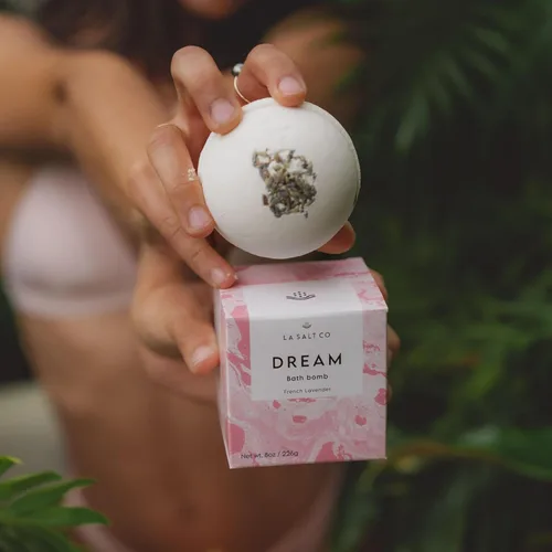 Vista 9 de LA SALT CO Dream - Bomba de baño, 8 onzas, grande, hecha a mano con ingredientes naturales, sal del Himalaya rica en minerales, libre de crueldad