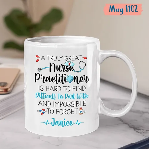 Vista 4 de Taza personalizada para enfermera practicante, 11 oz y 15 onzas, cerámica blanca, mango en C, nombre personalizado, regalo de jubilación NP