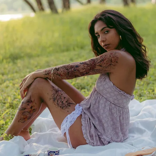 Vista 5 de Aresvns Lindo tatuaje temporal, lindo tatuaje falso para mujeres, tatuaje de manga Waterpoof temporal para barbacoa, piscina, fiesta en la playa