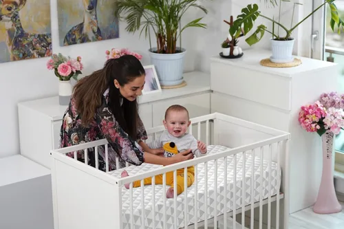 Vista 2 de BaeBae Goods Sábanas ajustadas para cuna de bebé para niños y niñas, paquete de 3, algodón de jersey suave y transpirable, gris y blanco, lindo