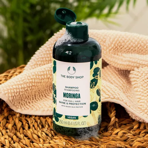 Vista 4 de The Body Shop Moringa Shine & Protection Shampoo - Para cabello opaco - Vegano - 8.4 oz