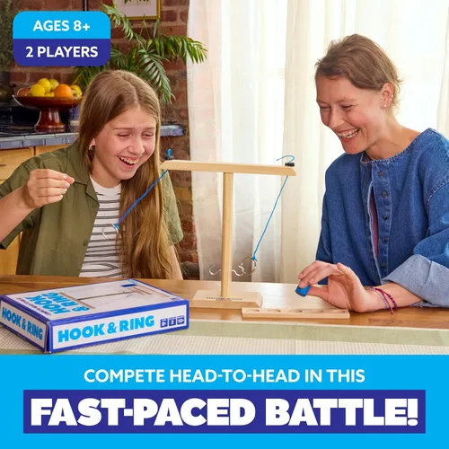 Vista 2 de Hook & Ring Family de Relatable, el emocionante juego de lanzamiento de anillos para reuniones familiares, grandes juegos para 2 jugadores