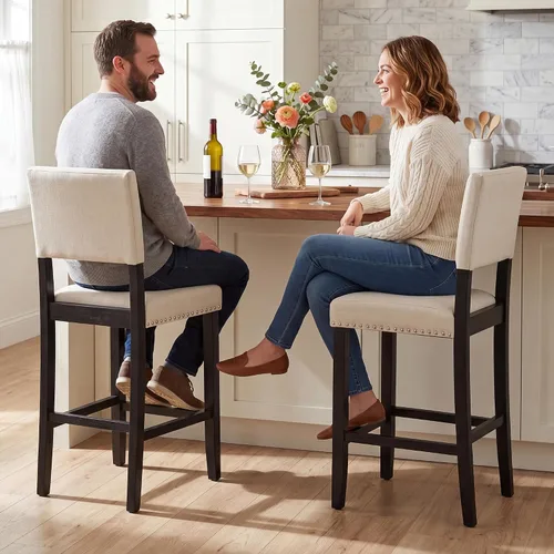 Vista 3 de LSSBOUGHT Taburete de bar tapizado de tela de lino con patas de madera de goma, silla de bar con ribete clavado para isla de cocina