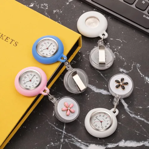 Vista 6 de Outus Reloj de enfermera de 4 piezas para enfermeras médicos, reloj de enfermera, broche de bolsillo, reloj digital