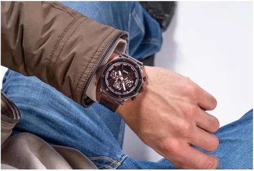 Vista 7 de GUESS US - Reloj multifunción de cuero marrón para hombre Cuero marrón