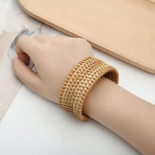 Vista 3 de Pulsera de ratán tejida a mano para mujeres y niñas, bohemia, ligera, hecha a mano, gruesa, de cara ancha, pajita de mimbre tejida étnica, tribal