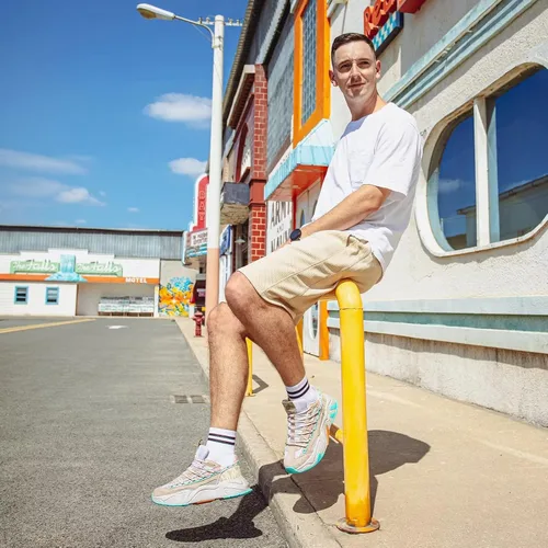 Vista 5 de ZLOLO Zapatos de caminar para hombre, zapatos de deporte gruesos, informales, para papá, a la moda, para entrenamiento, gimnasio, tenis, correr