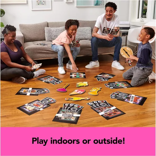 Vista 5 de Spin Master Games, Clue Giant Edition, juego familiar para diversión en interiores y exteriores con tablero grande de gran tamaño, para familia