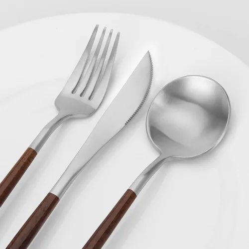 Vista 3 de Vanys - Juego de cubiertos con mango negro, 30 piezas de cubiertos de acero inoxidable, juegos de utensilios de cocina para 6, vajilla