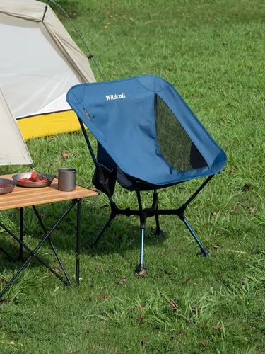 Vista 2 de WildCall Silla de camping plegable ligera con marco de configuración rápida, silla de playa compacta para mochileros con pies antideslizantes 2 Azul