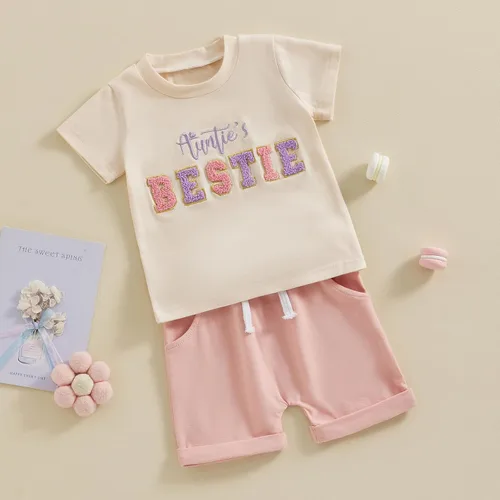 Vista 2 de Conjunto de 2 piezas de ropa para bebé niña pequeña con letras bordadas, camiseta y pantalones cortos para correr