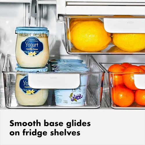 Vista 5 de OXO Good Grips Contenedor de Organización para Refrigerador 5 in x 10 in - para Contenedores de Bayas, Tazas de Yogur y Más