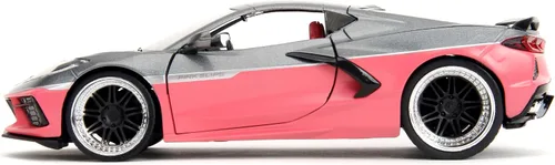 Vista 4 de Jada Pink Slips 1:24 W6 2020 Chevy Corvette - Auto fundido a presión, juguetes para niños y adultos (gris metálico/rosa)