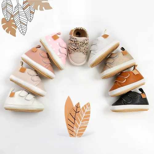 Vista 3 de Zapatos de bebé para niños y niñas, tenis de suela antideslizante, zapatos planos para primeros pasos, zapatos planos y perezosos