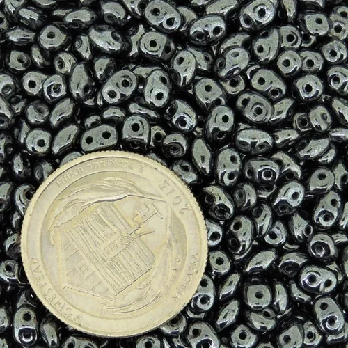 Vista 2 de Cuentas de semillas checas de dos agujeros 0.217x0.098 in SuperDuo Jet Hematite 0.85 oz